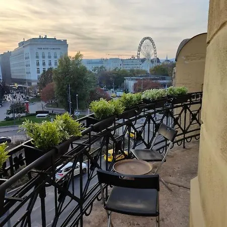 Deak Square, Luxury Anker Palace * Budapeşte